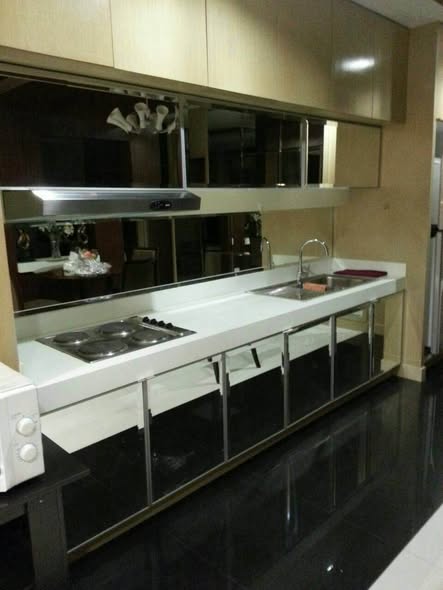 kitchen of St Louis Grand Terrace
