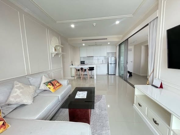 living room and bedroom of StarView Rama 3