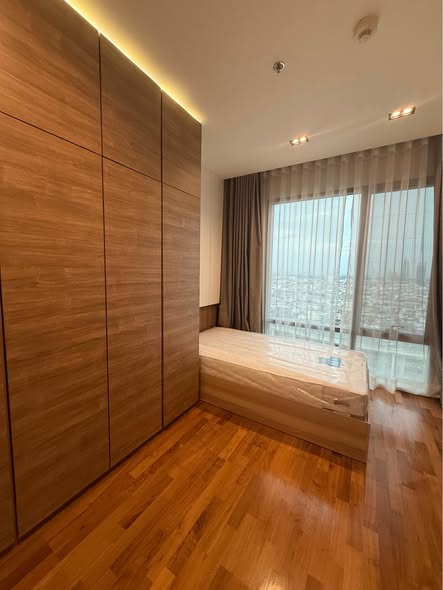 room interior of StarView Rama 3