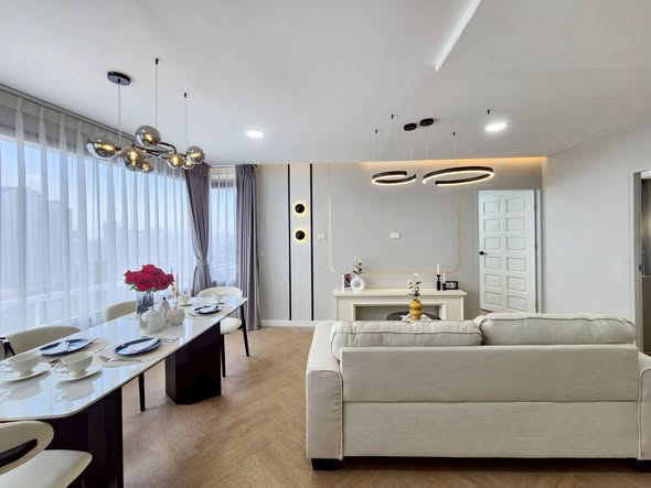 living room of Sub Kaew Tower