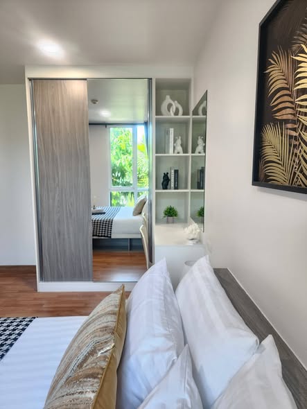 bedroom and room interior of Sucharee Life 2