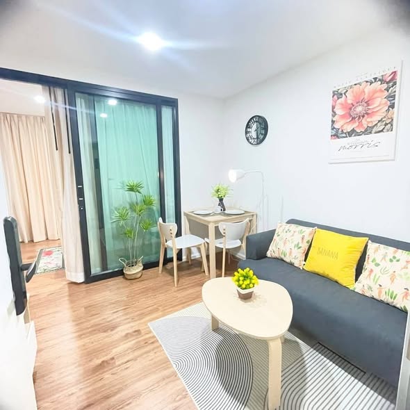 living room and bedroom of Sukhumvit 76