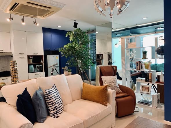 living room of Sukhumvit Living Town