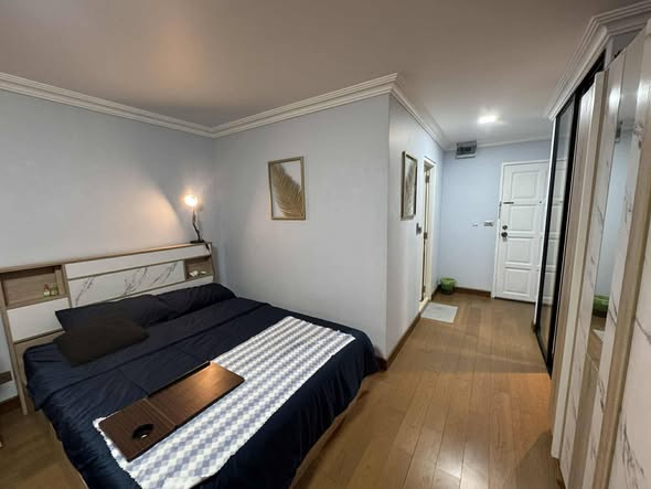bedroom of Sunshine Condominium