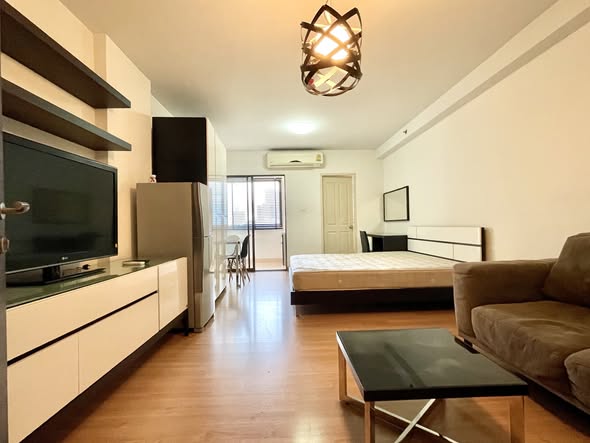 bedroom of Supalai City Resort Ramkhamhaeng