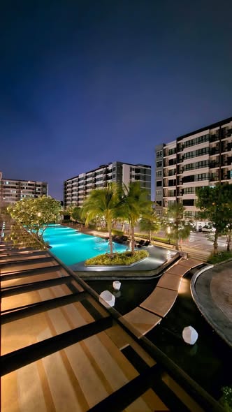 pool of Supalai City Resort Sukhumvit 107