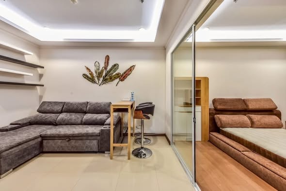 bedroom and living room of Supalai Elite Phayathai