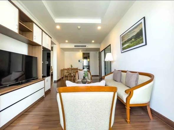 living room of Supalai Elite Sathon – Suan Phlu
