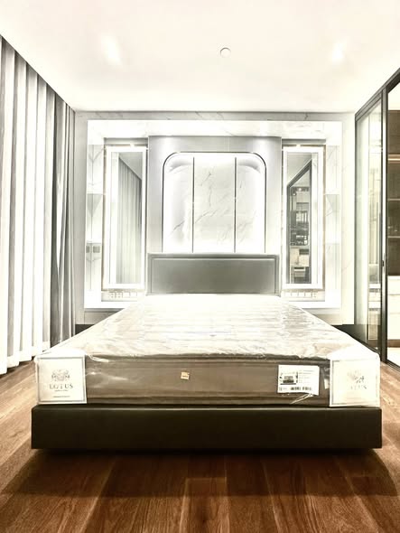 bedroom and room interior of Supalai Icon Sathon