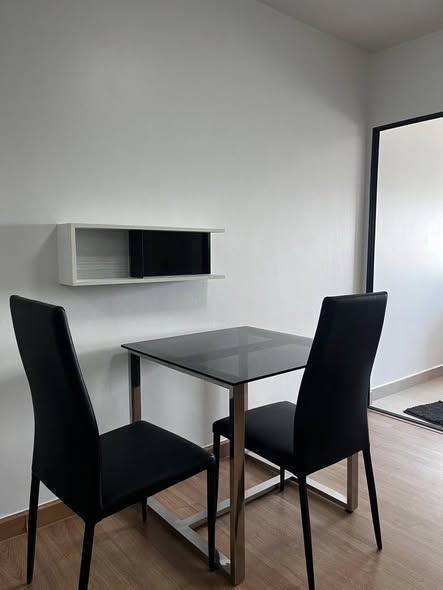 room interior of Supalai Loft Chaeng Watthana
