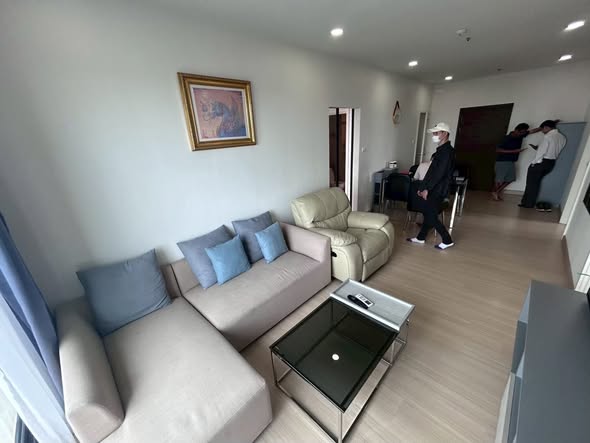 living room of Supalai Loft Yaek Fai Chai Station