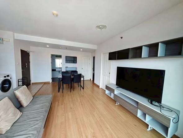 living room and bedroom of Supalai Mare@Pattaya