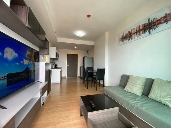 living room and bedroom of Supalai Mare@Pattaya