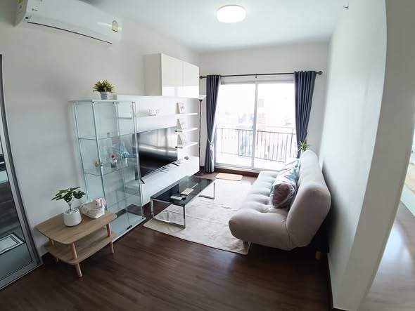 bedroom and living room of Supalai Monte II