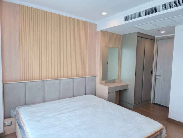 bedroom of Supalai Oriental Sukhumvit 39