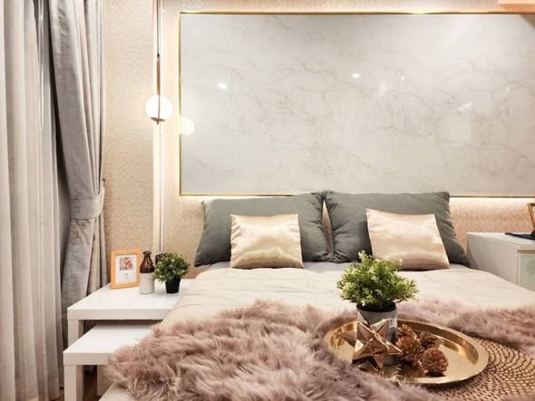 bedroom and bathroom of Supalai Oriental Sukhumvit 39