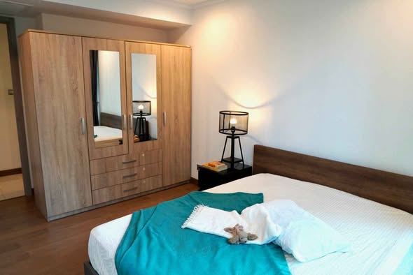 bedroom and room interior of Supalai Oriental Sukhumvit 39