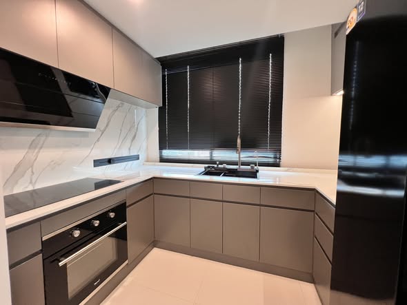 kitchen of Supalai Oriental Sukhumvit 39