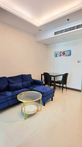 living room of Supalai Oriental Sukhumvit 39