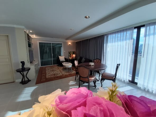 bedroom of Supalai Place Condominium Sukhumvit 39