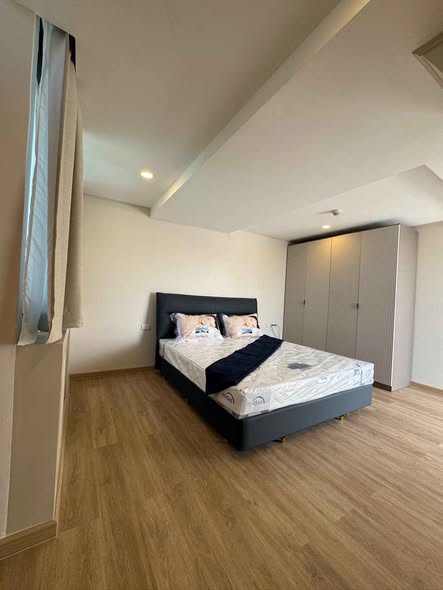 bedroom of Supalai Place Condominium Sukhumvit 39