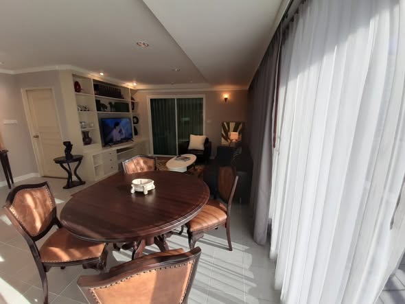 Supalai Place Condominium Sukhumvit 39
