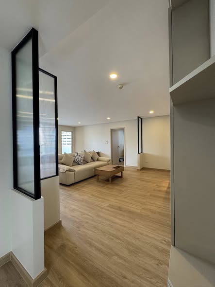 room interior of Supalai Place Condominium Sukhumvit 39