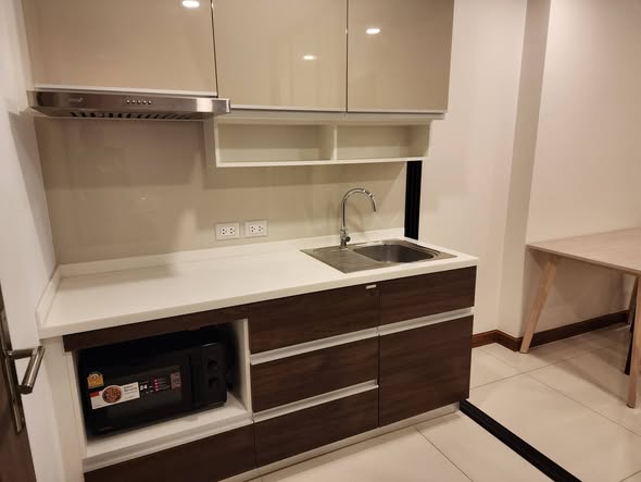 kitchen of Supalai Premier Charoen Nakhon