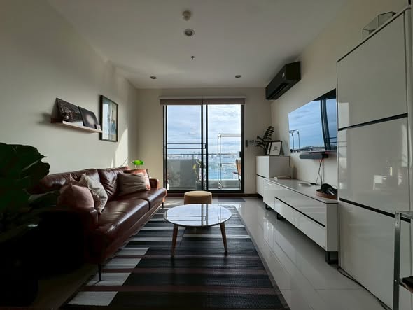 living room and room interior of Supalai Premier Ratchathewi
