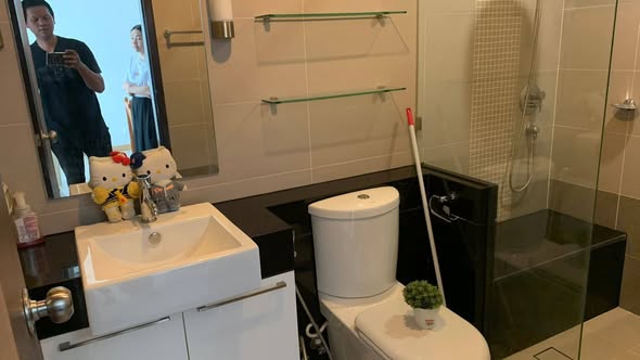 bathroom of Supalai River Resort