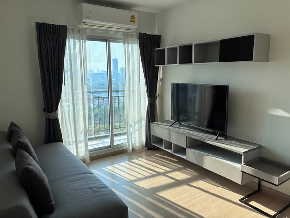 bedroom and living room of Supalai Veranda Rama 9