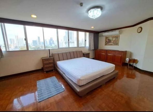 bedroom of Tai Ping Towers