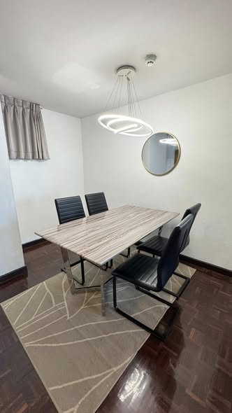 room interior of Tai Ping Towers