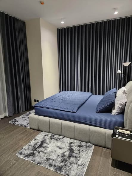 bedroom of Tait Sathorn 12