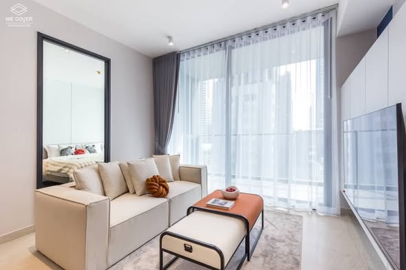 living room and bedroom of Tait Sathorn 12