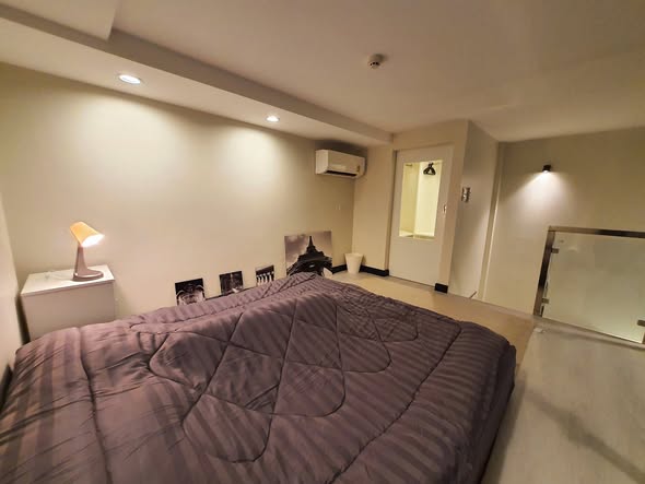 bedroom of Thames Residence Condominium