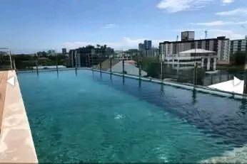 pool of Thames Residence Condominium