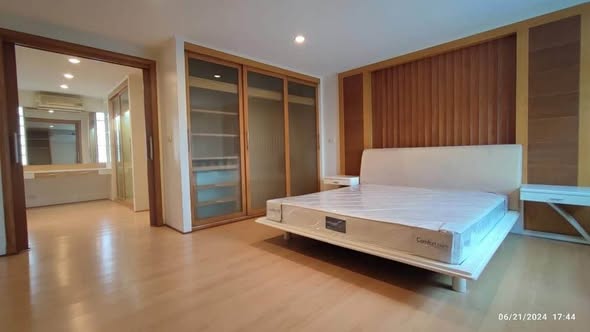 bedroom and room interior of Thararom Village