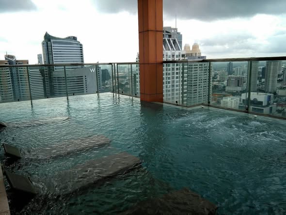 pool of The Address Sathorn