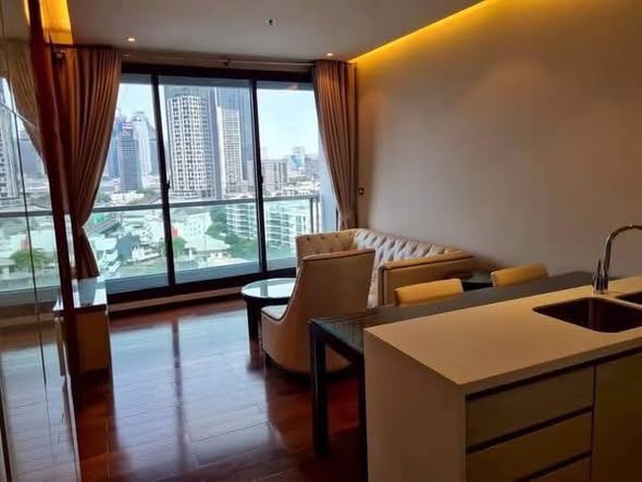bedroom of The Address Sukhumvit 28
