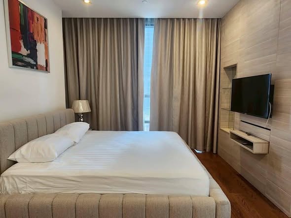 bedroom of The Bangkok Sathorn