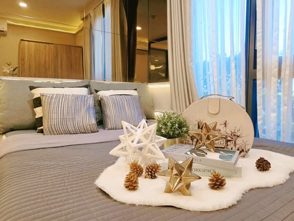 bedroom of THE BASE Garden Rama 9