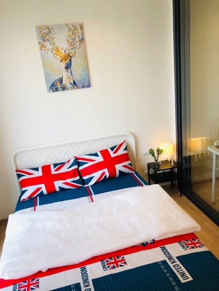 bedroom of THE BASE Garden Rama 9