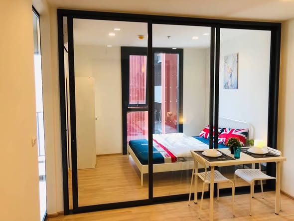 bedroom and room interior of THE BASE Garden Rama 9