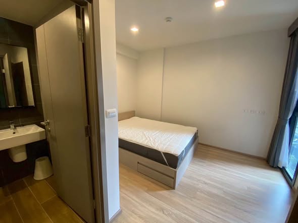 bedroom and room interior of THE BASE Garden Rama 9