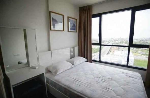 bedroom of The Base Park East