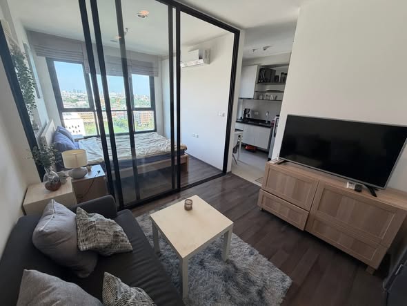 bedroom and living room and room interior of The Base Park East