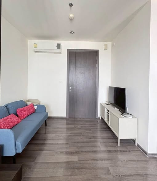 living room and bedroom and room interior of The Base Park East