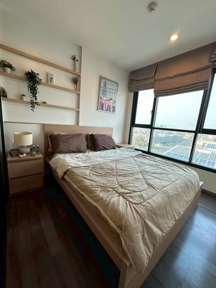 bedroom of THE BASE Park West – Sukhumvit 77