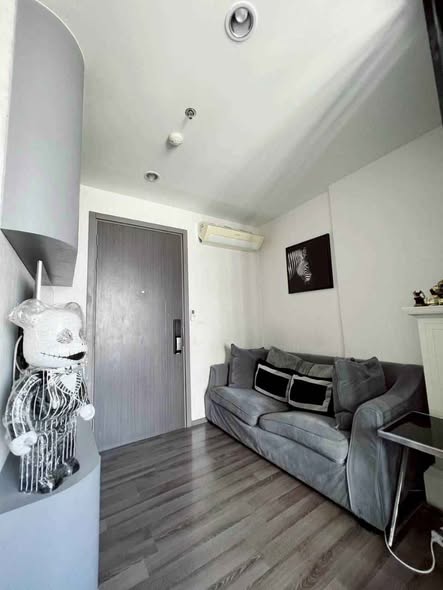 living room of THE BASE Park West – Sukhumvit 77